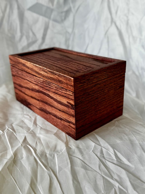 Oak Storage Box with Lid, Handmade Wooden Keepsake Box, Rustic Gift Box for Jewelry & Trinkets, Decorative Organizer for Home or Office