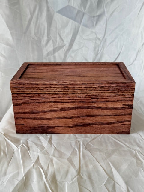 Oak Storage Box with Lid, Handmade Wooden Keepsake Box, Rustic Gift Box for Jewelry & Trinkets, Decorative Organizer for Home or Office